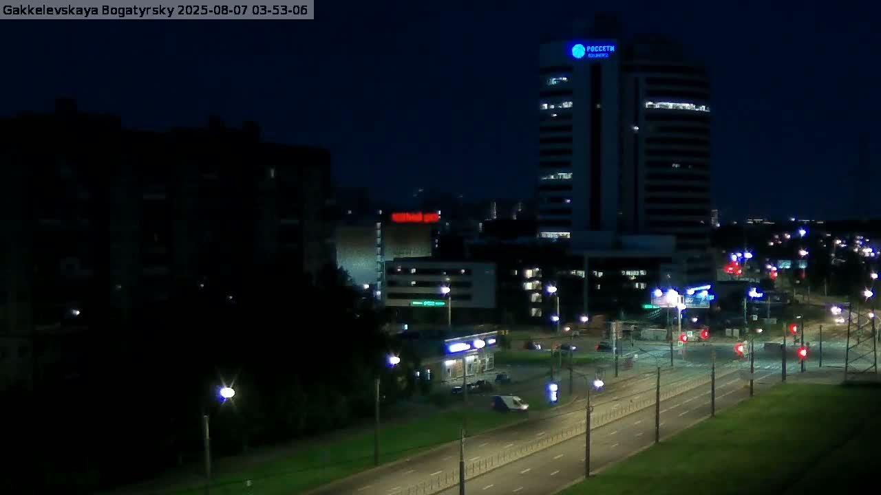 Gakkelevskaya Street / Bogatyrsky Avenue Junction Live Cam - Yuntolovo, Primorsky, Saint Petersburg, Northwestern (Severo-Zapadnyy), Russia