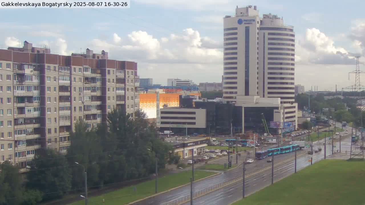 Gakkelevskaya Street / Bogatyrsky Avenue Junction Live Cam - Yuntolovo, Primorsky, Saint Petersburg, Northwestern (Severo-Zapadnyy), Russia