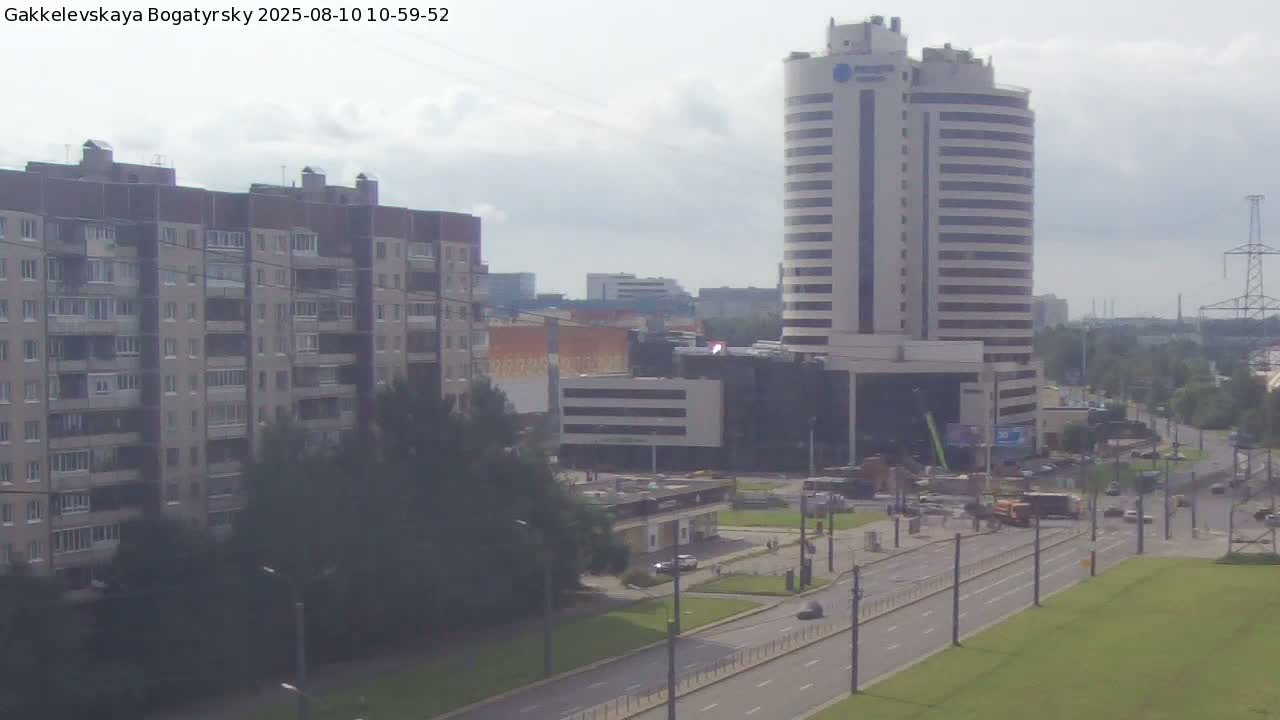 Gakkelevskaya Street / Bogatyrsky Avenue Junction Live Cam - Yuntolovo, Primorsky, Saint Petersburg, Northwestern (Severo-Zapadnyy), Russia