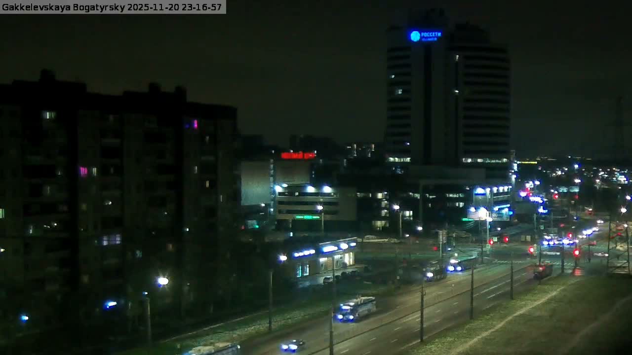 Gakkelevskaya Street / Bogatyrsky Avenue Junction Live Cam - Yuntolovo, Primorsky, Saint Petersburg, Northwestern (Severo-Zapadnyy), Russia