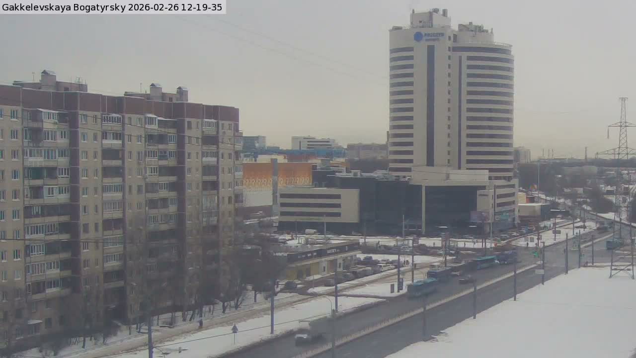 Gakkelevskaya Street / Bogatyrsky Avenue Junction Live Cam - Yuntolovo, Primorsky, Saint Petersburg, Northwestern (Severo-Zapadnyy), Russia