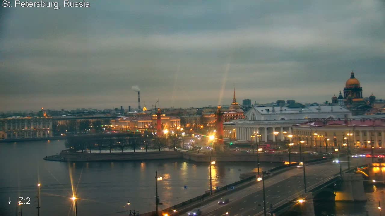 Reka Neva River Shipspotting Live Cam - Dvortsovy, Tsentralny, Saint Petersburg, Northwestern (Severo-Zapadnyy), Russia