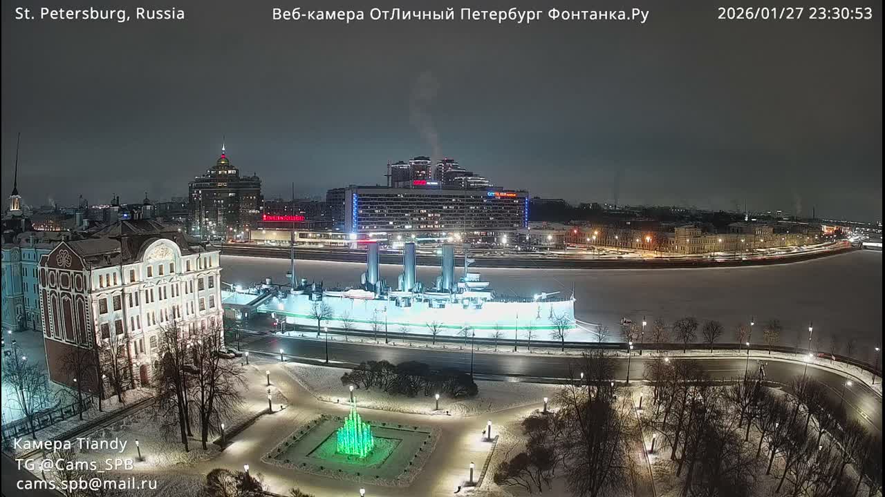 Reka Neva River Shipspotting Live Cam - Dvortsovy, Tsentralny, Saint Petersburg, Northwestern (Severo-Zapadnyy), Russia