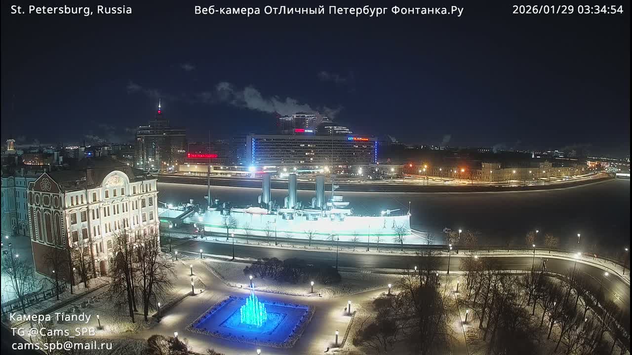 Reka Neva River Shipspotting Live Cam - Dvortsovy, Tsentralny, Saint Petersburg, Northwestern (Severo-Zapadnyy), Russia