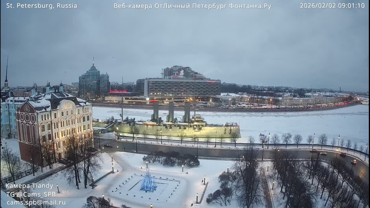 Reka Neva River Shipspotting Live Cam - Dvortsovy, Tsentralny, Saint Petersburg, Northwestern (Severo-Zapadnyy), Russia