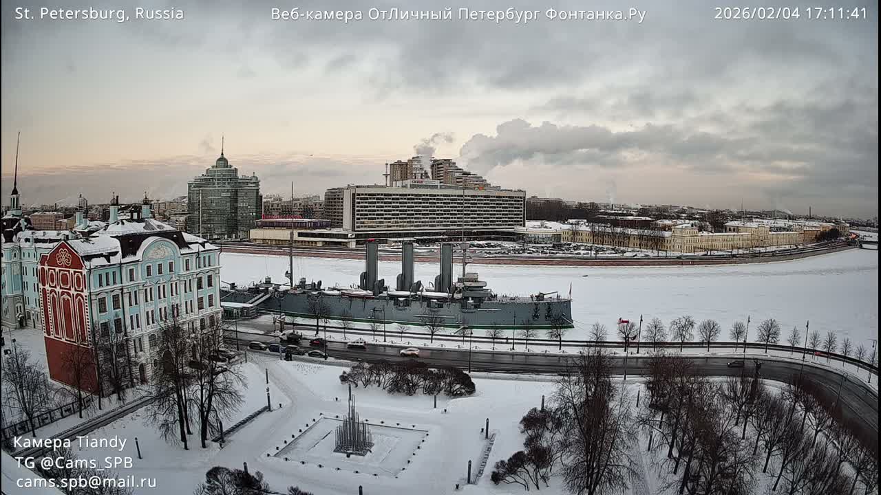Reka Neva River Shipspotting Live Cam - Dvortsovy, Tsentralny, Saint Petersburg, Northwestern (Severo-Zapadnyy), Russia