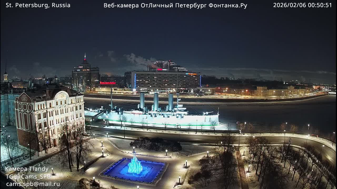 Reka Neva River Shipspotting Live Cam - Dvortsovy, Tsentralny, Saint Petersburg, Northwestern (Severo-Zapadnyy), Russia