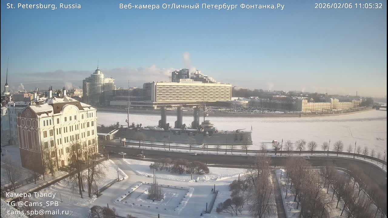 Reka Neva River Shipspotting Live Cam - Dvortsovy, Tsentralny, Saint Petersburg, Northwestern (Severo-Zapadnyy), Russia