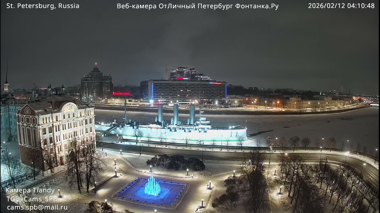 Reka Neva River Shipspotting Live Cam - Dvortsovy, Tsentralny, Saint Petersburg, Northwestern (Severo-Zapadnyy), Russia