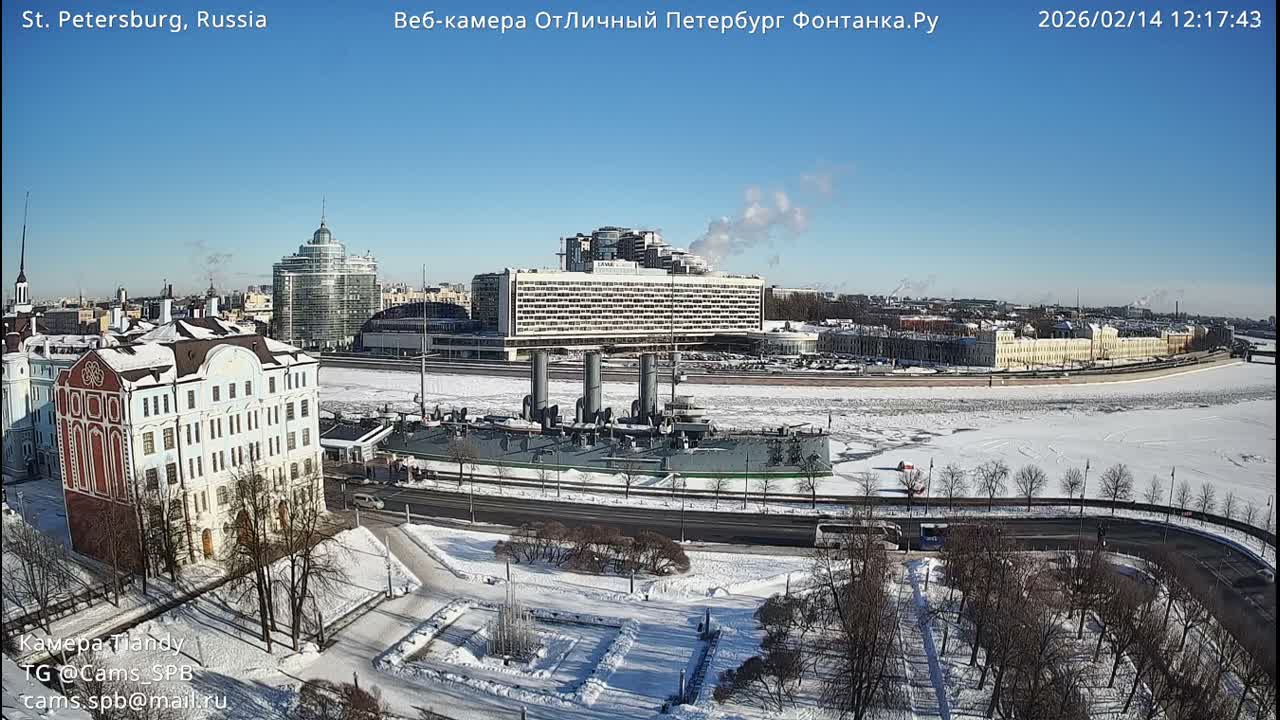 Reka Neva River Shipspotting Live Cam - Dvortsovy, Tsentralny, Saint Petersburg, Northwestern (Severo-Zapadnyy), Russia