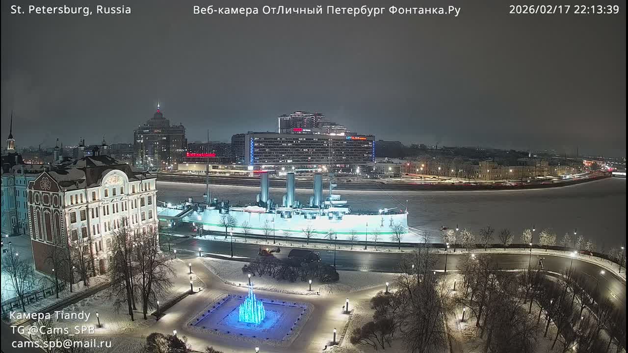 Reka Neva River Shipspotting Live Cam - Dvortsovy, Tsentralny, Saint Petersburg, Northwestern (Severo-Zapadnyy), Russia