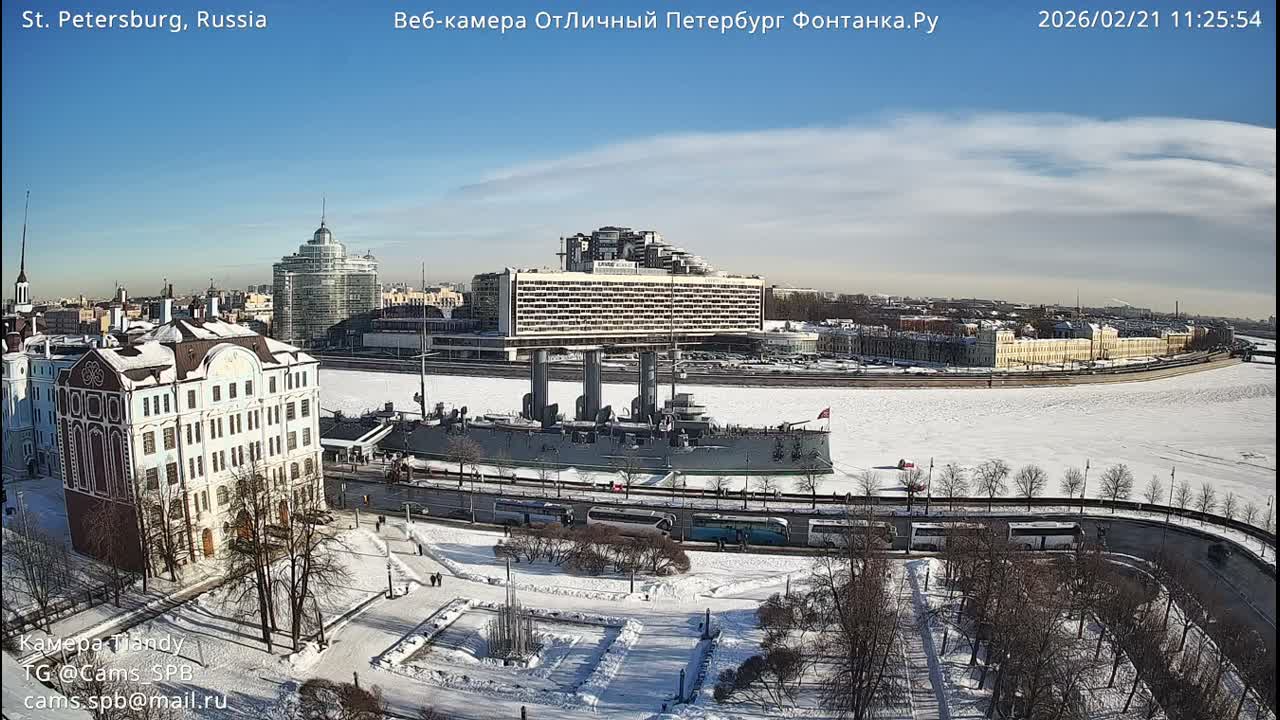 Reka Neva River Shipspotting Live Cam - Dvortsovy, Tsentralny, Saint Petersburg, Northwestern (Severo-Zapadnyy), Russia