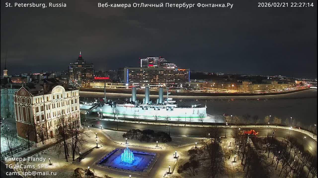 Reka Neva River Shipspotting Live Cam - Dvortsovy, Tsentralny, Saint Petersburg, Northwestern (Severo-Zapadnyy), Russia