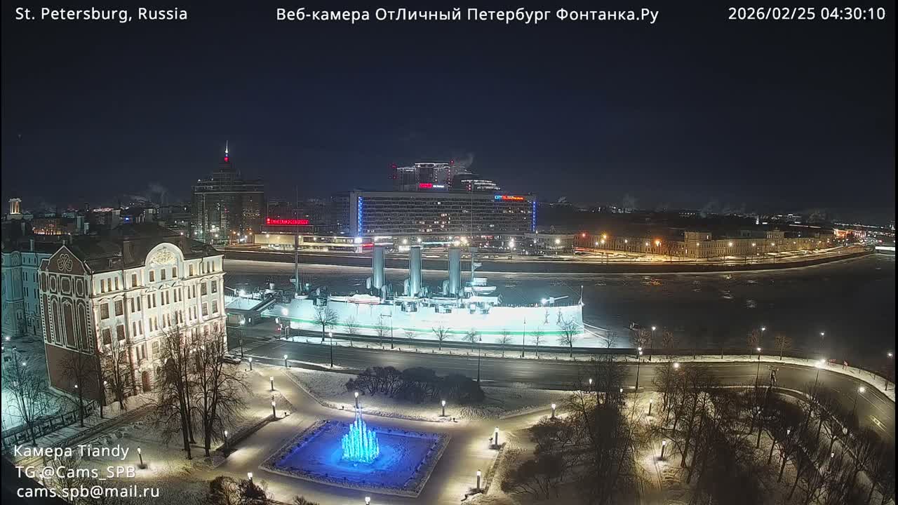 Reka Neva River Shipspotting Live Cam - Dvortsovy, Tsentralny, Saint Petersburg, Northwestern (Severo-Zapadnyy), Russia