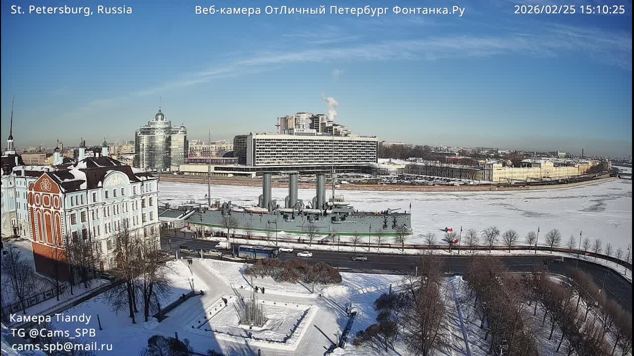 Reka Neva River Shipspotting Live Cam - Dvortsovy, Tsentralny, Saint Petersburg, Northwestern (Severo-Zapadnyy), Russia