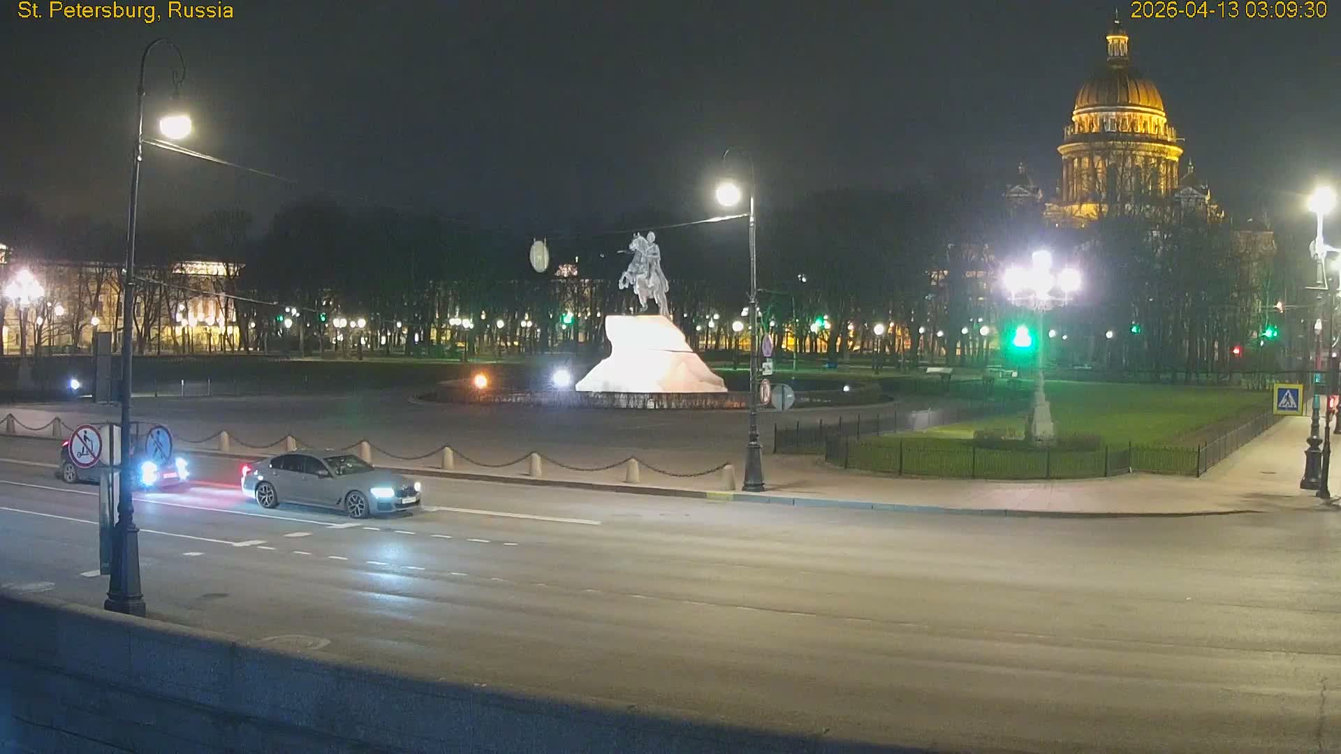 Reka Neva River Shipspotting Live Cam - Dvortsovy, Tsentralny, Saint Petersburg, Northwestern (Severo-Zapadnyy), Russia