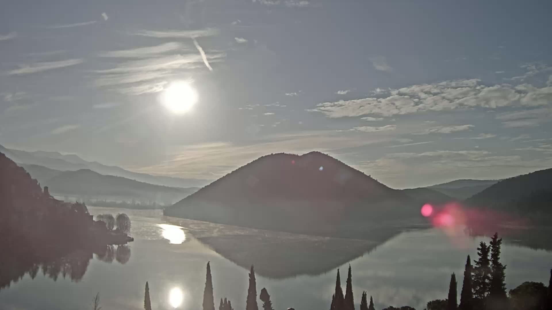 Lago di Piediluco Lake Live Cam - Terni, Umbria, Italy