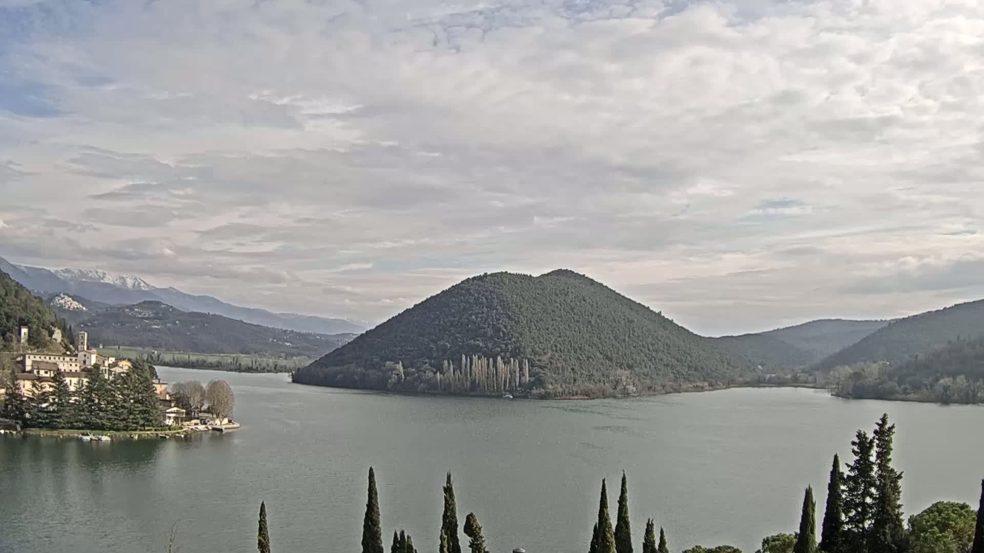 Lago di Piediluco Lake Live Cam - Terni, Umbria, Italy