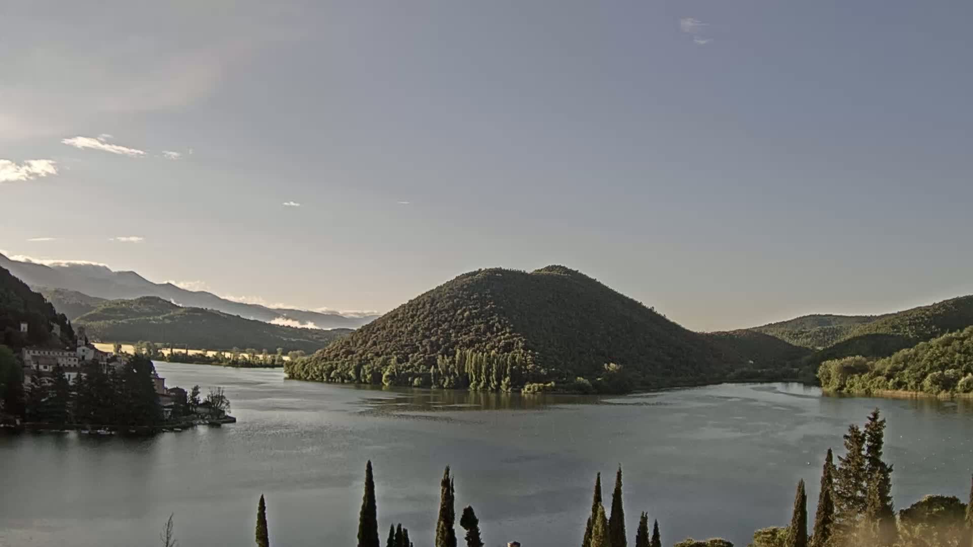 Lago di Piediluco Lake Live Cam - Terni, Umbria, Italy