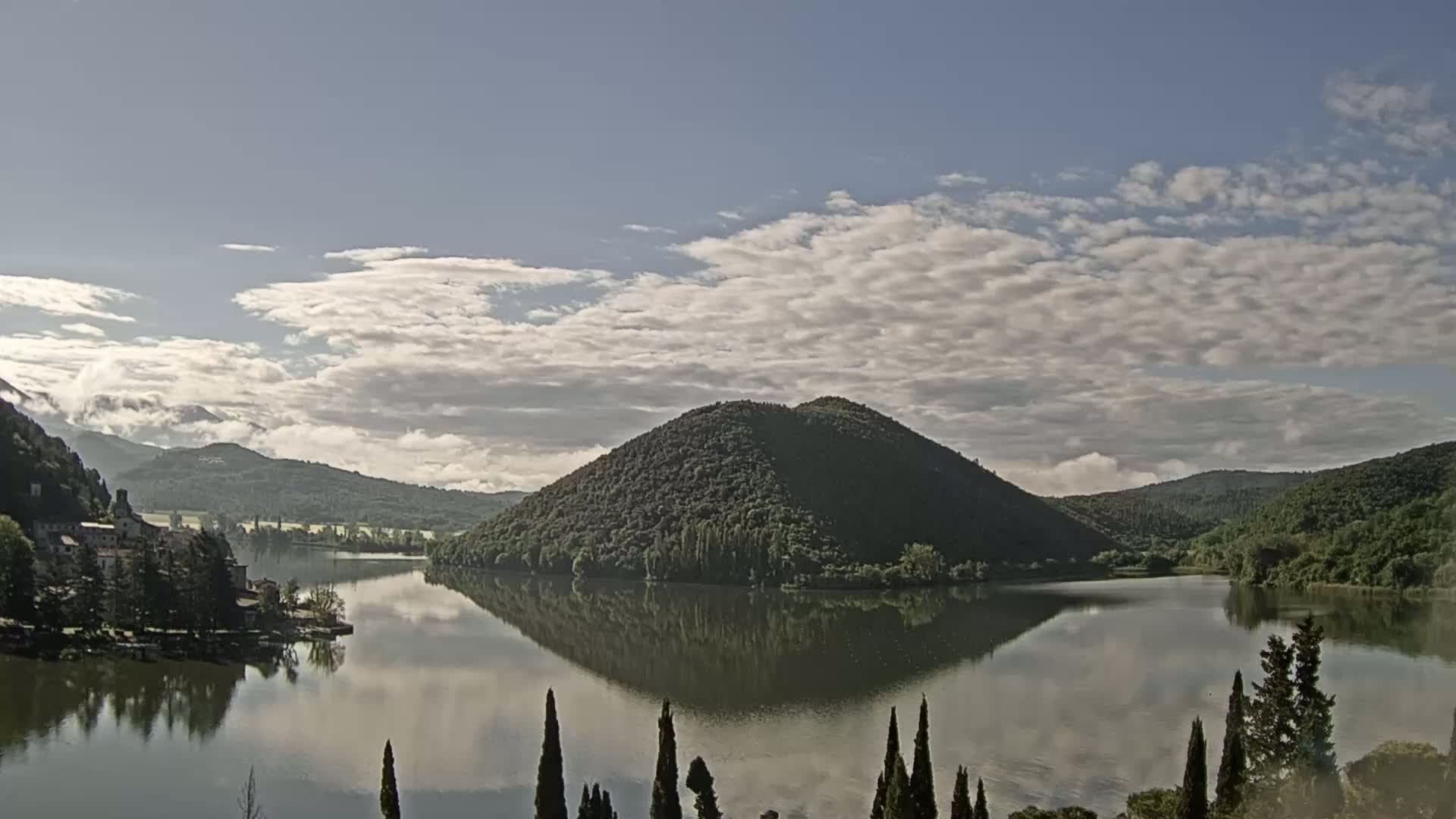 Lago di Piediluco Lake Live Cam - Terni, Umbria, Italy