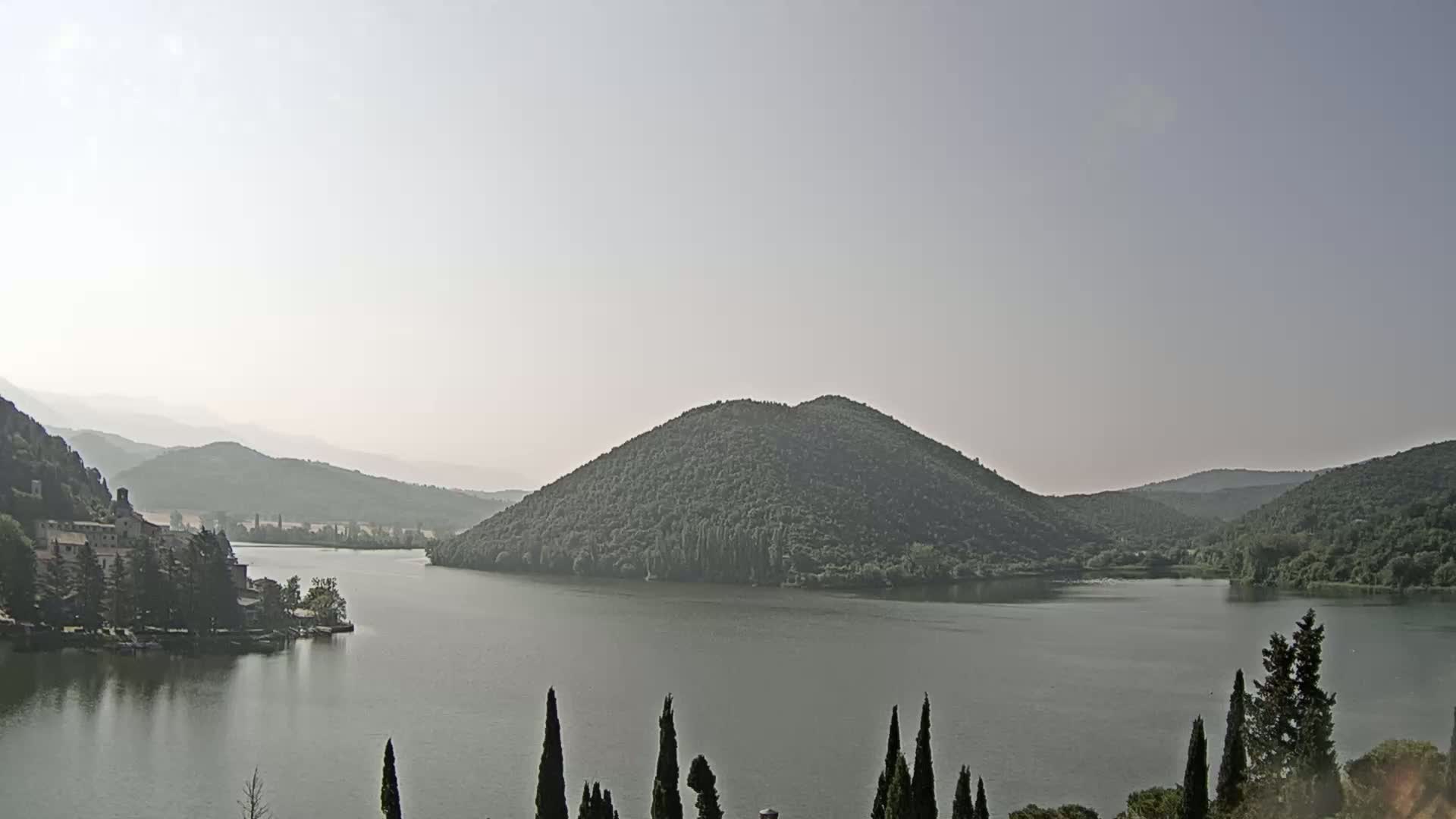 Lago di Piediluco Lake Live Cam - Terni, Umbria, Italy