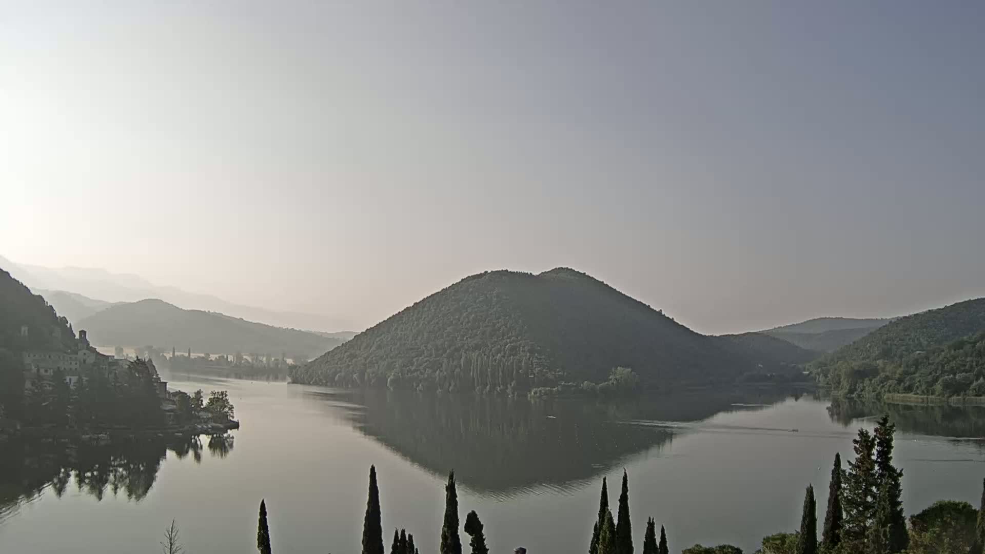 Lago di Piediluco Lake Live Cam - Terni, Umbria, Italy