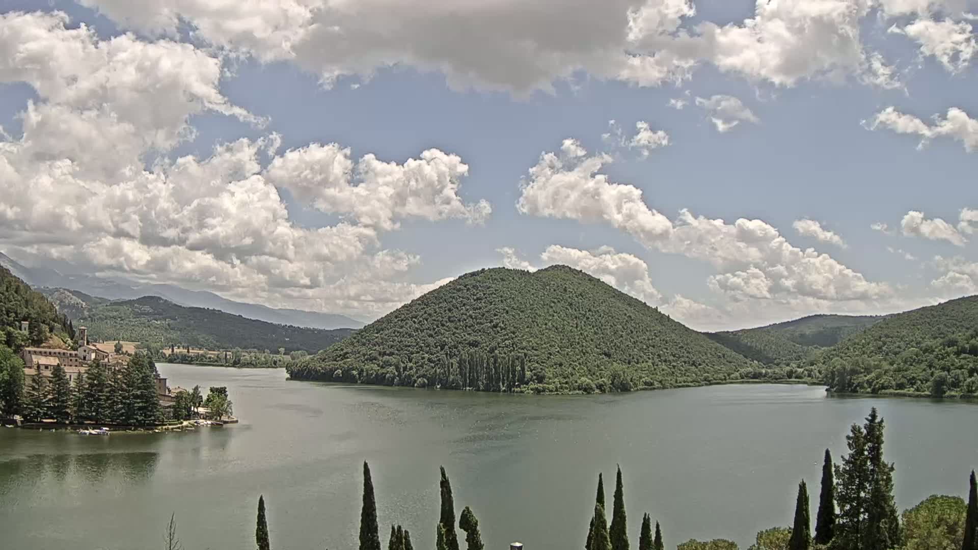 Lago di Piediluco Lake Live Cam - Terni, Umbria, Italy
