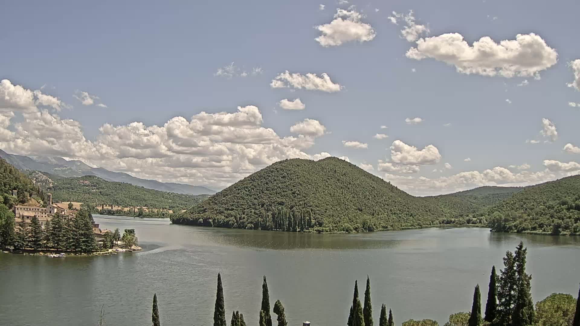 Lago di Piediluco Lake Live Cam - Terni, Umbria, Italy