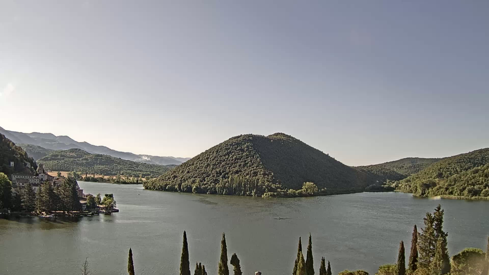 Lago di Piediluco Lake Live Cam - Terni, Umbria, Italy