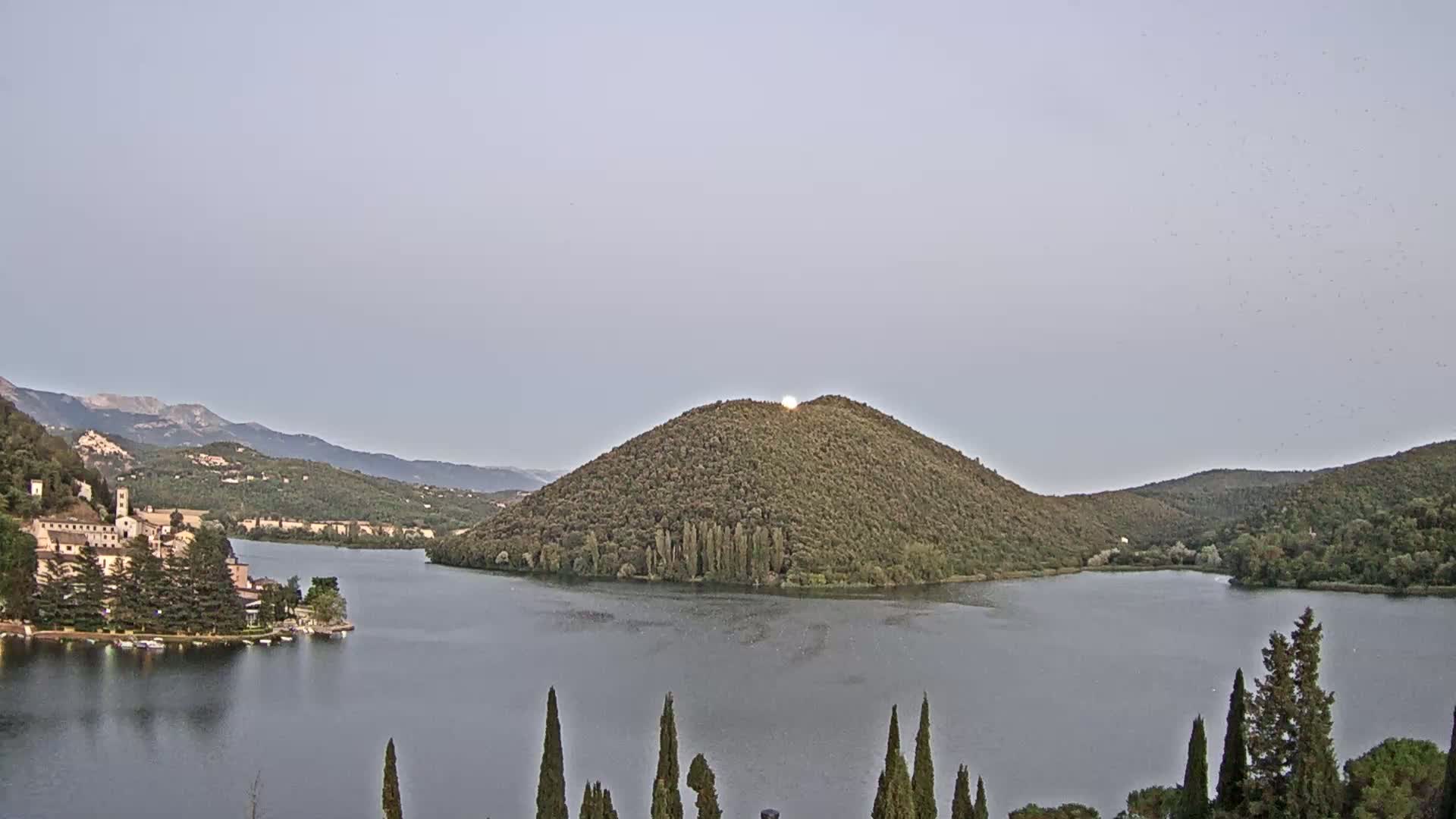 Lago di Piediluco Lake Live Cam - Terni, Umbria, Italy