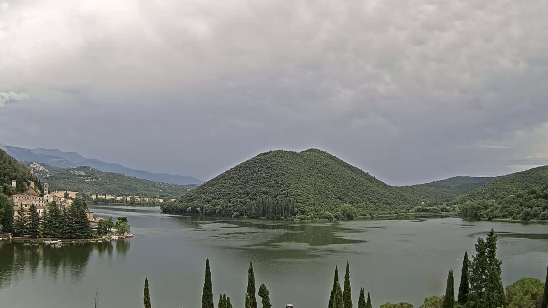 Lago di Piediluco Lake Live Cam - Terni, Umbria, Italy