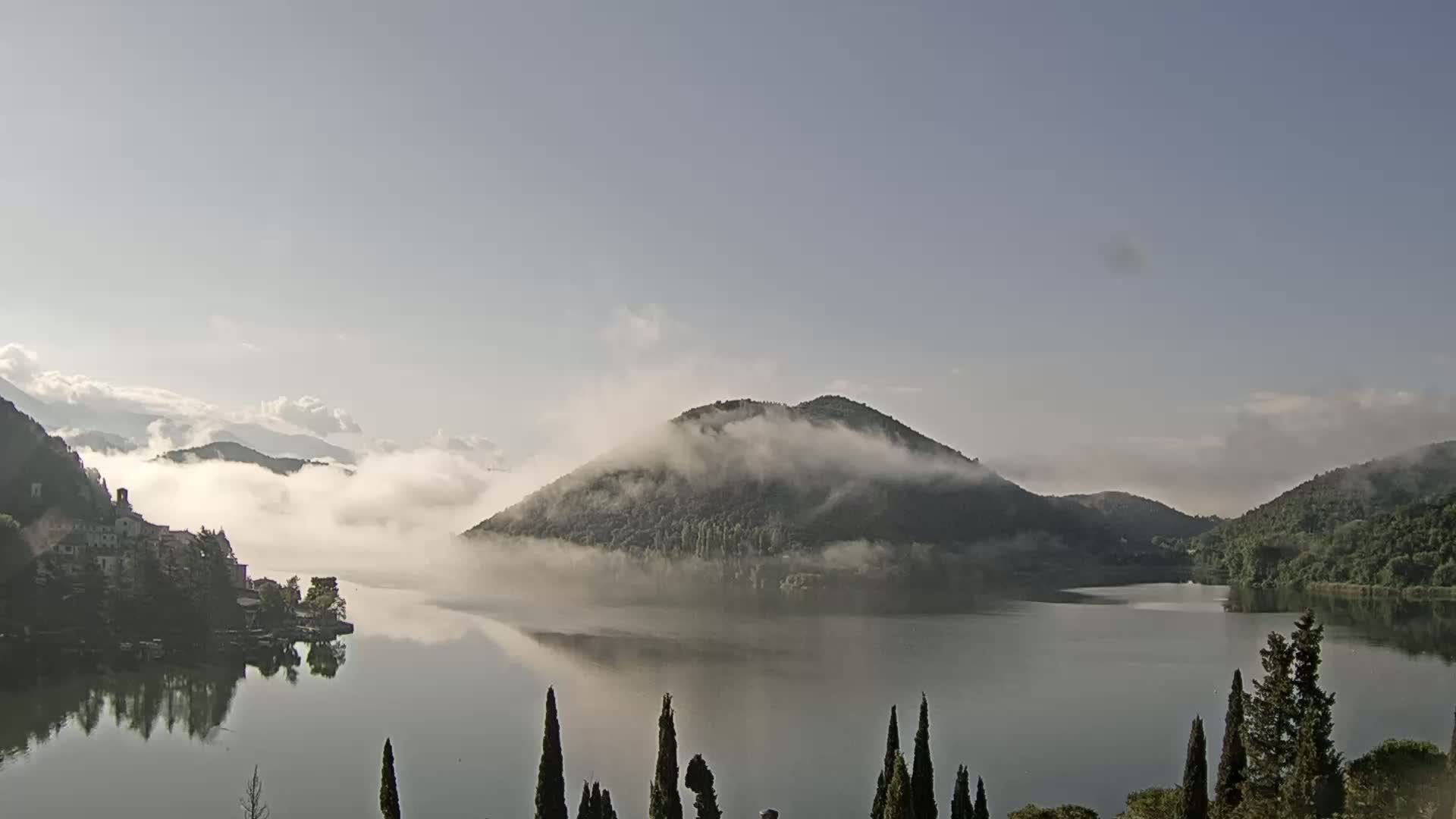 Lago di Piediluco Lake Live Cam - Terni, Umbria, Italy
