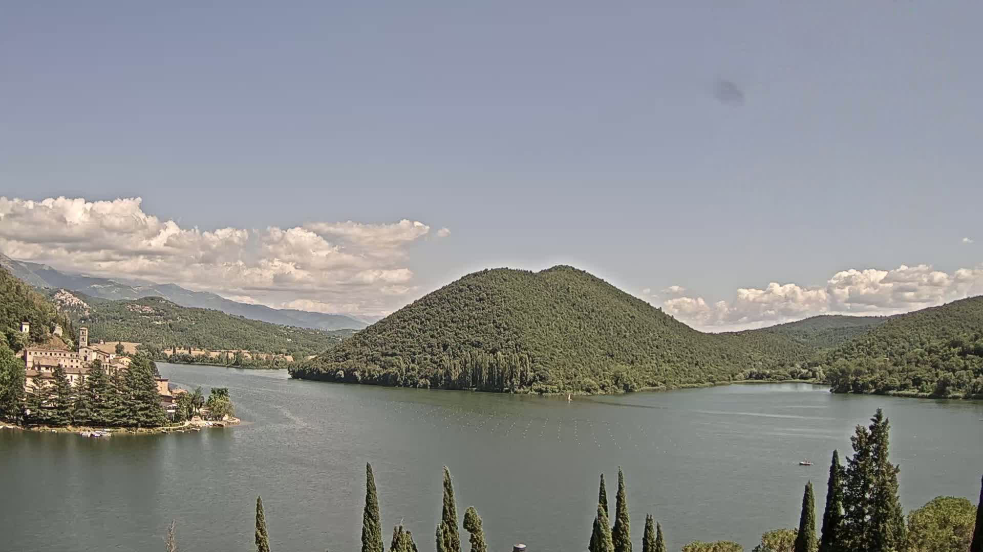 Lago di Piediluco Lake Live Cam - Terni, Umbria, Italy