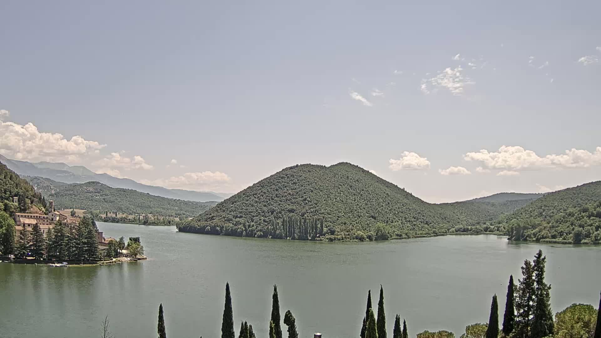 Lago di Piediluco Lake Live Cam - Terni, Umbria, Italy