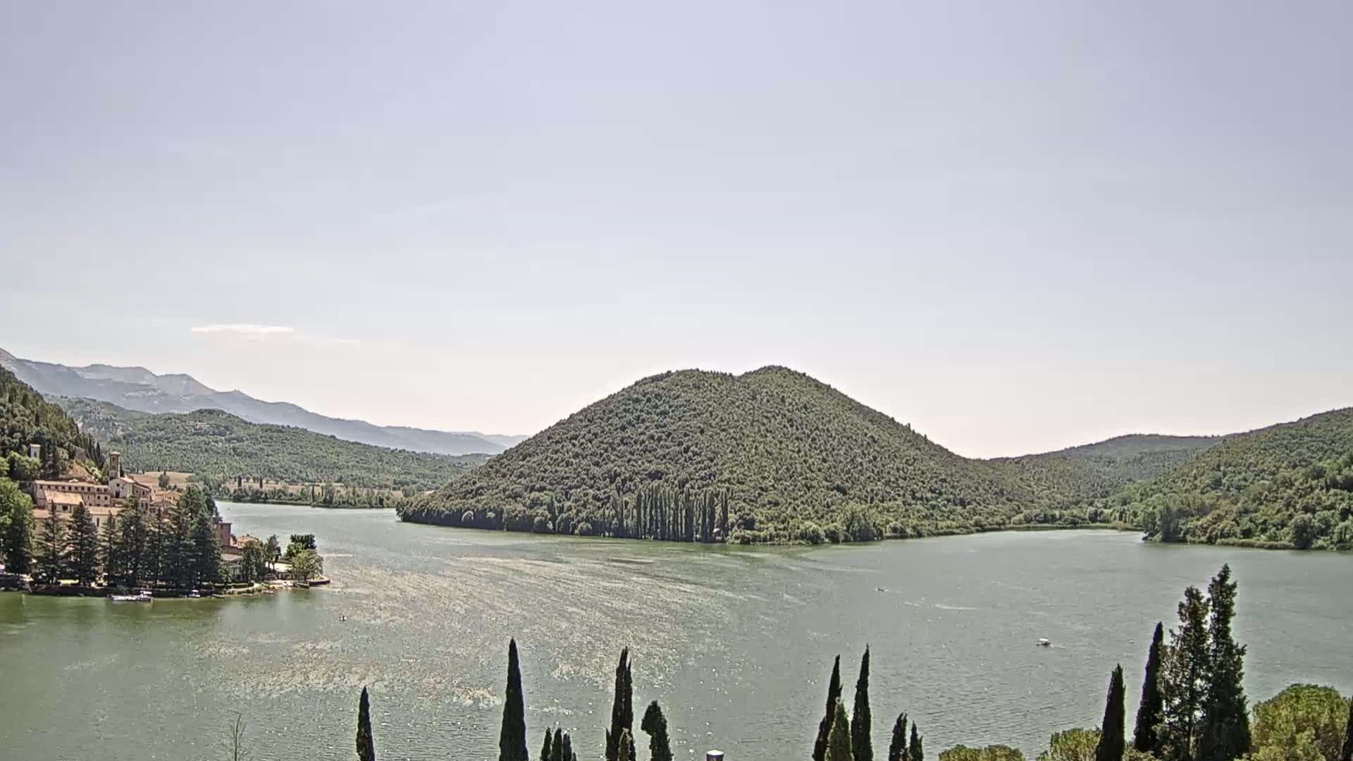 Lago di Piediluco Lake Live Cam - Terni, Umbria, Italy