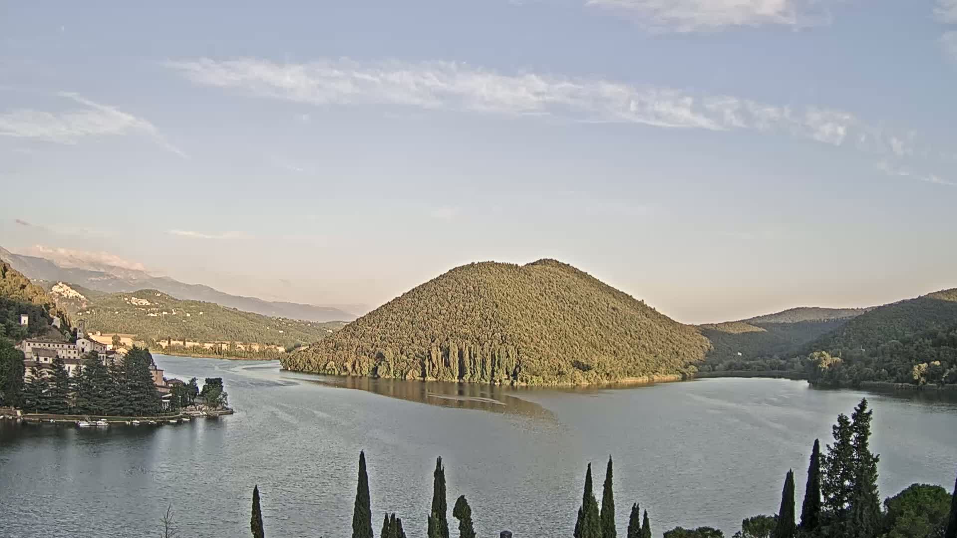 Lago di Piediluco Lake Live Cam - Terni, Umbria, Italy