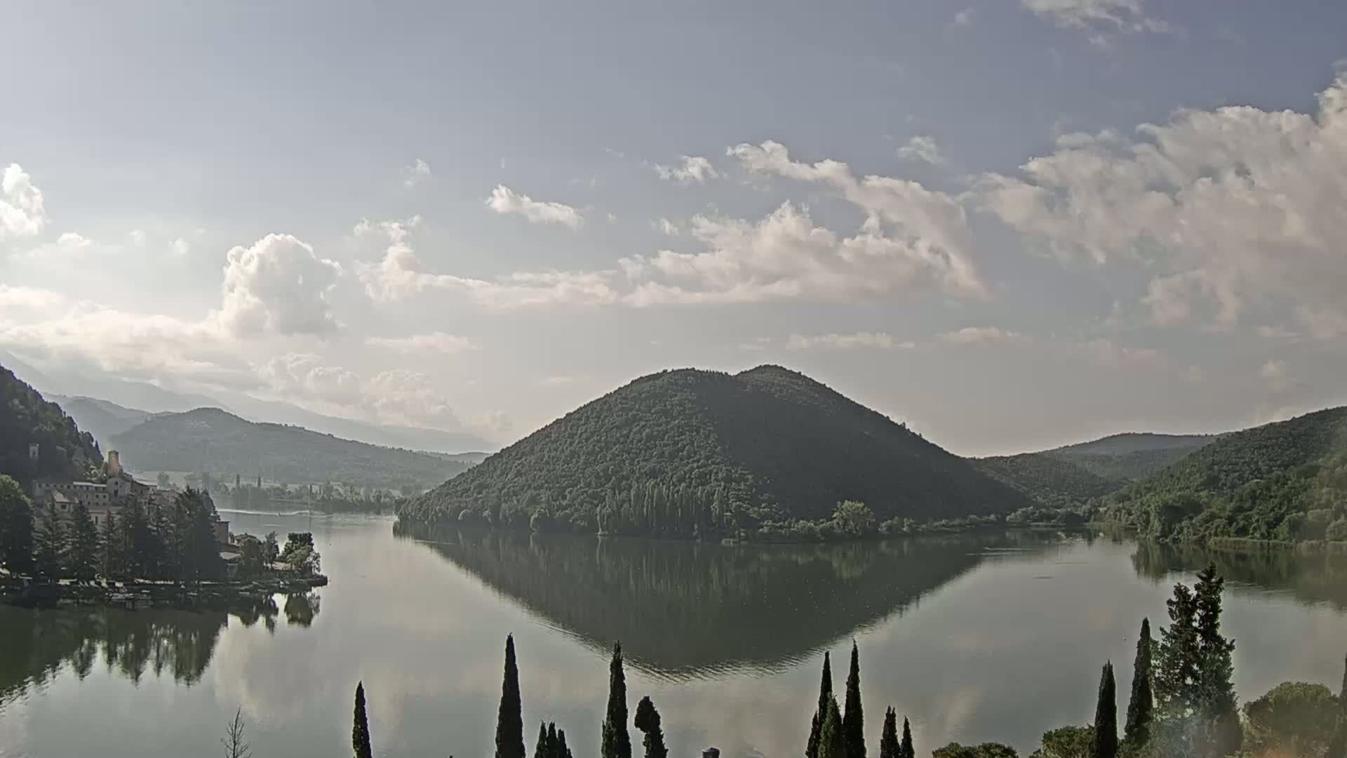 Lago di Piediluco Lake Live Cam - Terni, Umbria, Italy