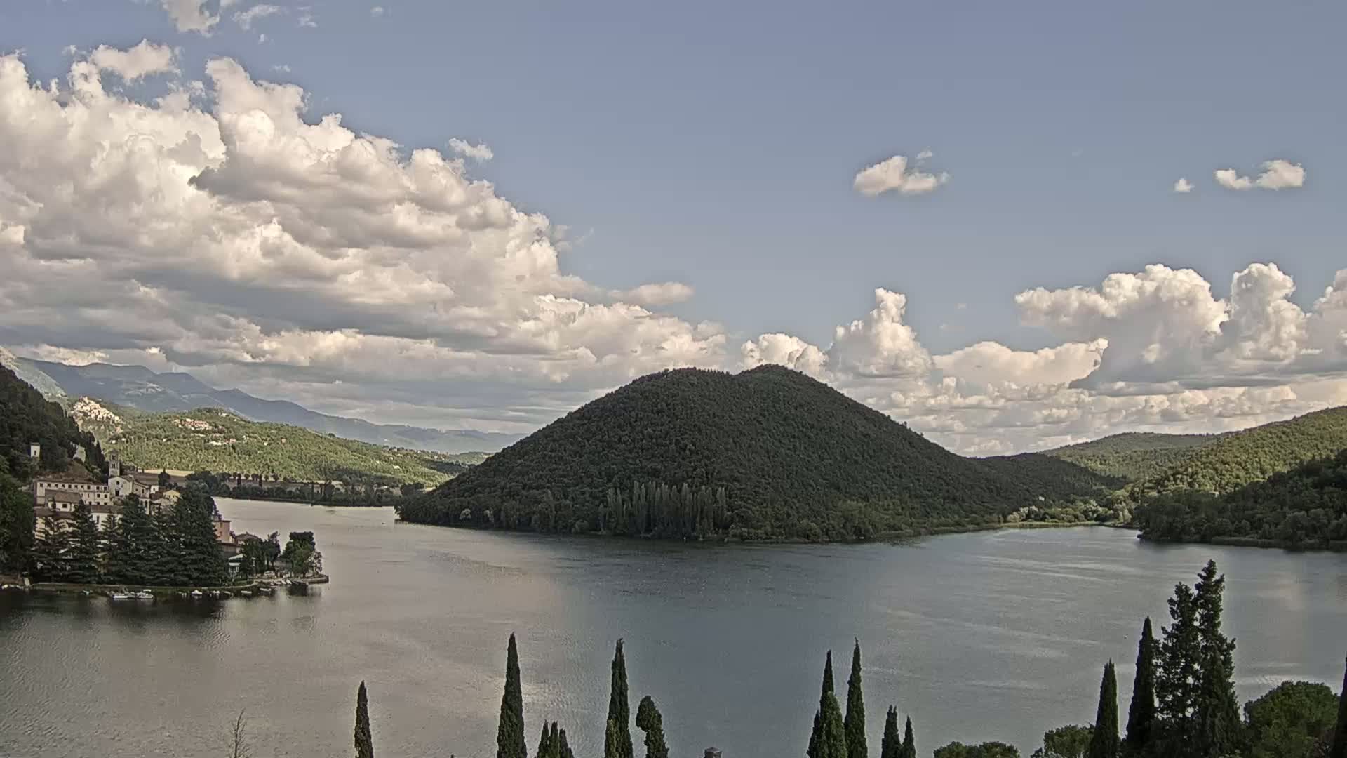 Lago di Piediluco Lake Live Cam - Terni, Umbria, Italy
