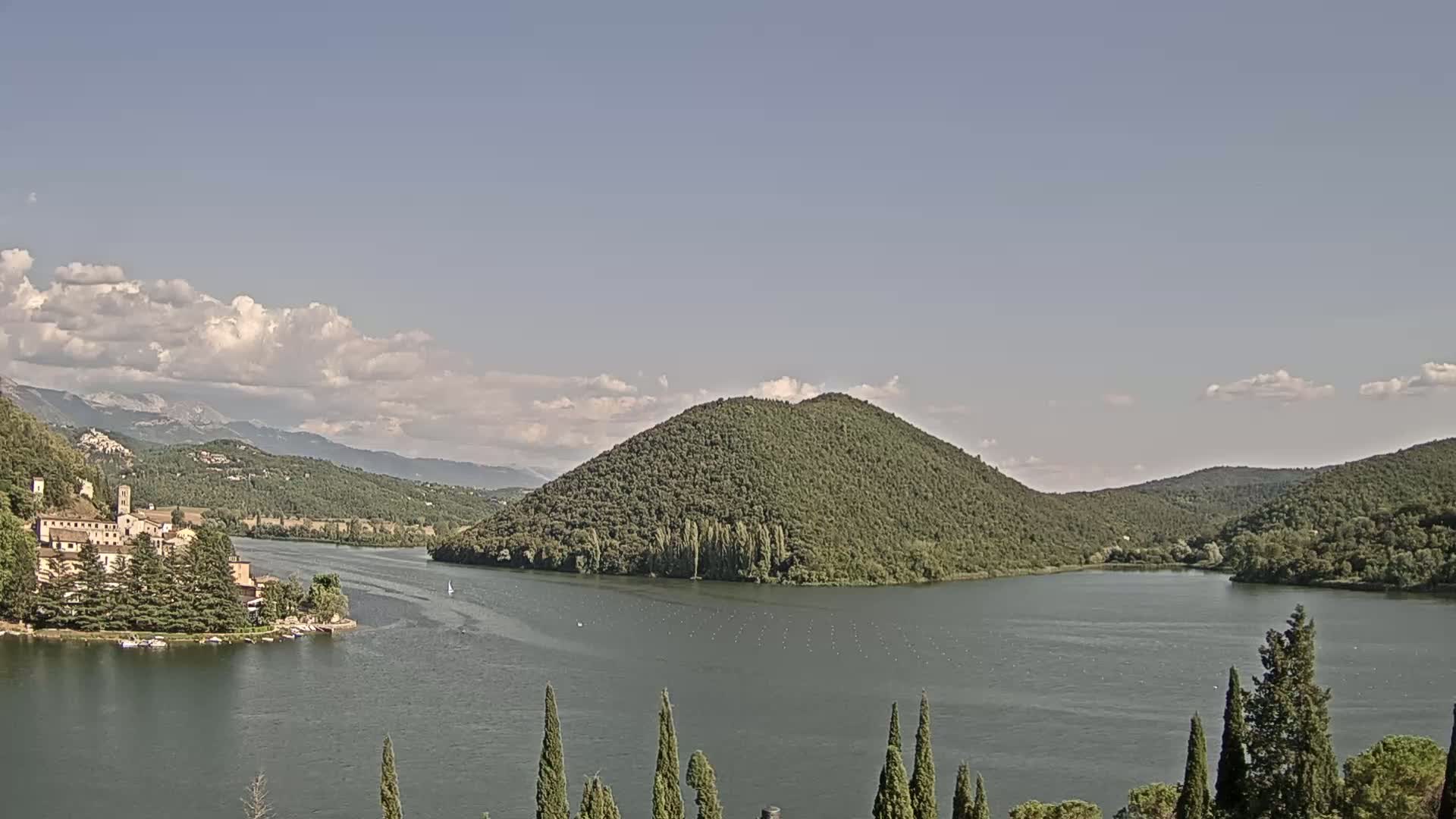 Lago di Piediluco Lake Live Cam - Terni, Umbria, Italy