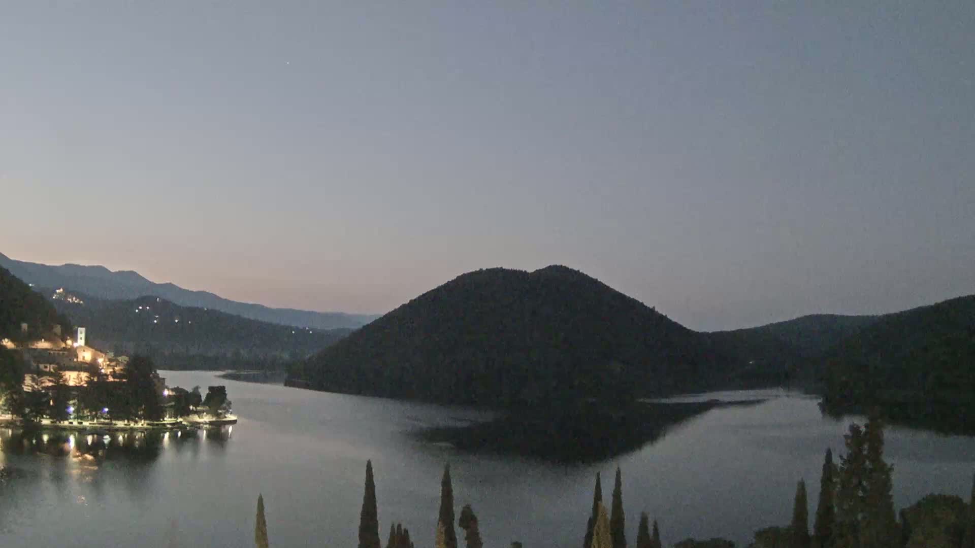 Lago di Piediluco Lake Live Cam - Terni, Umbria, Italy