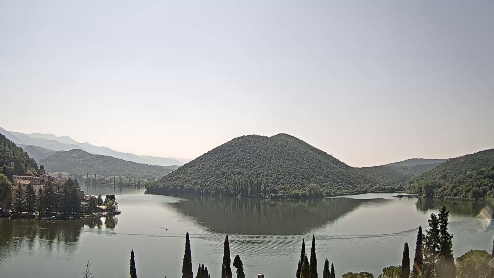 Lago di Piediluco Lake Live Cam - Terni, Umbria, Italy