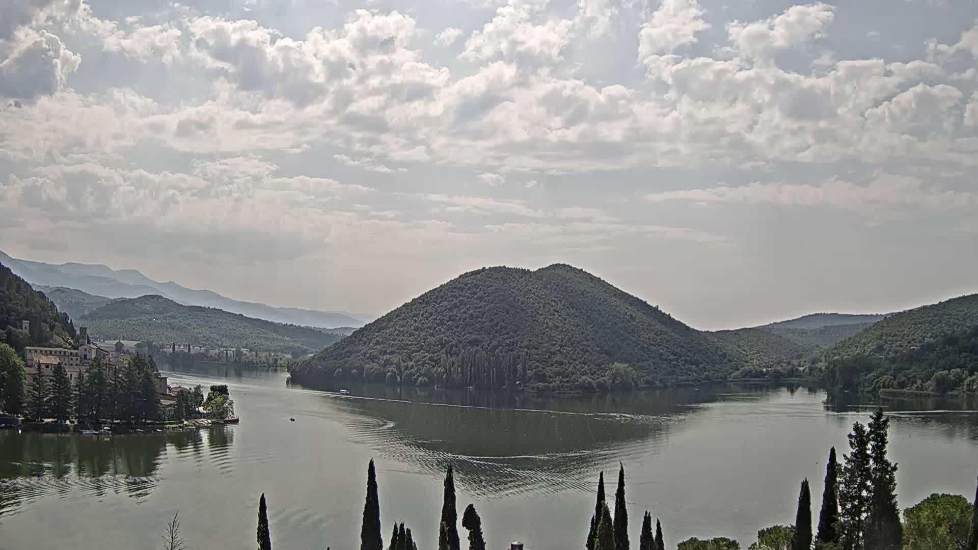 Lago di Piediluco Lake Live Cam - Terni, Umbria, Italy