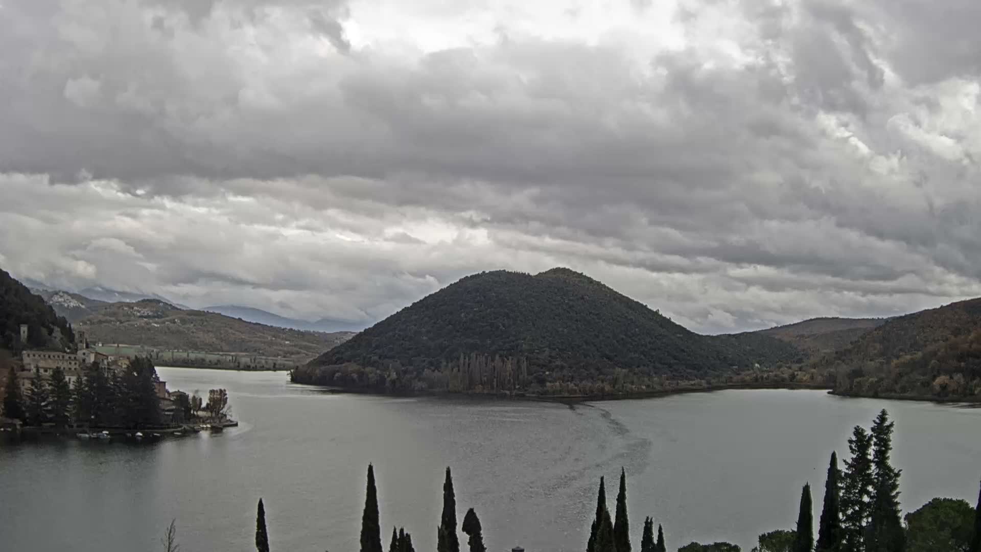 Lago di Piediluco Lake Live Cam - Terni, Umbria, Italy