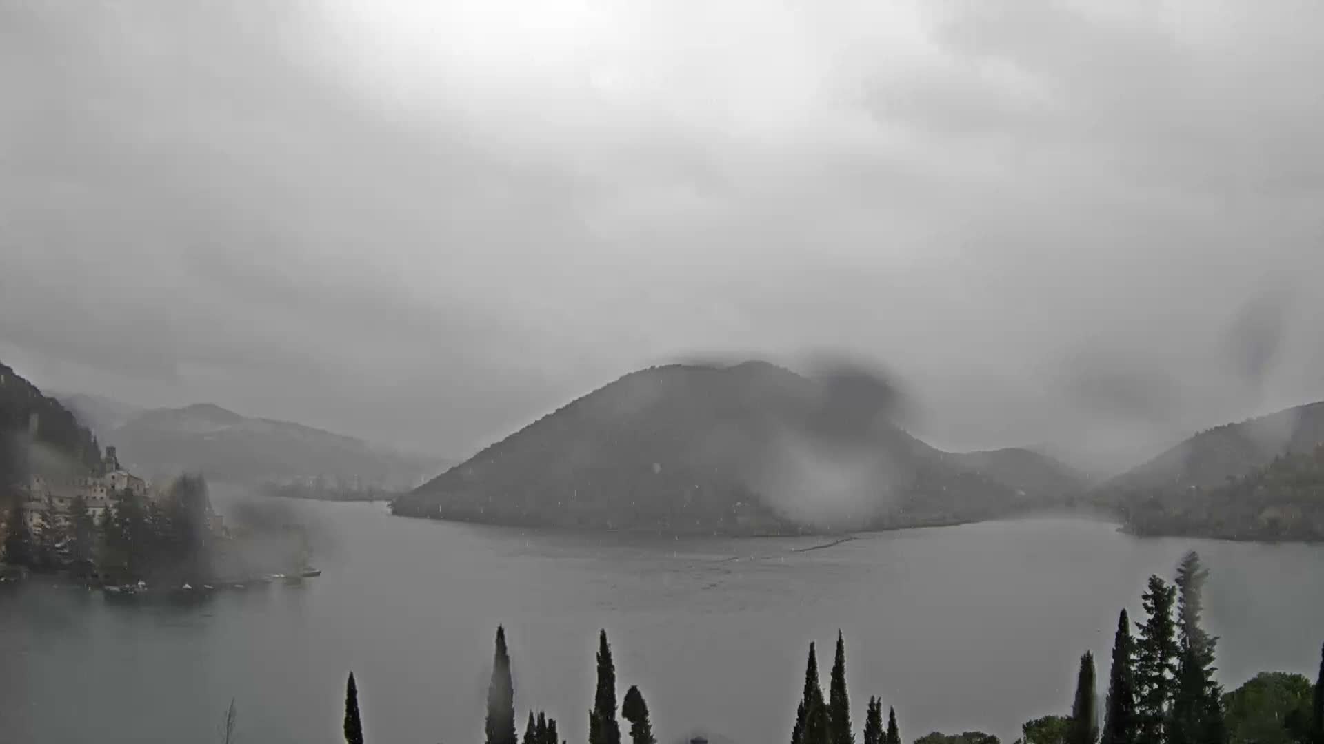 Lago di Piediluco Lake Live Cam - Terni, Umbria, Italy