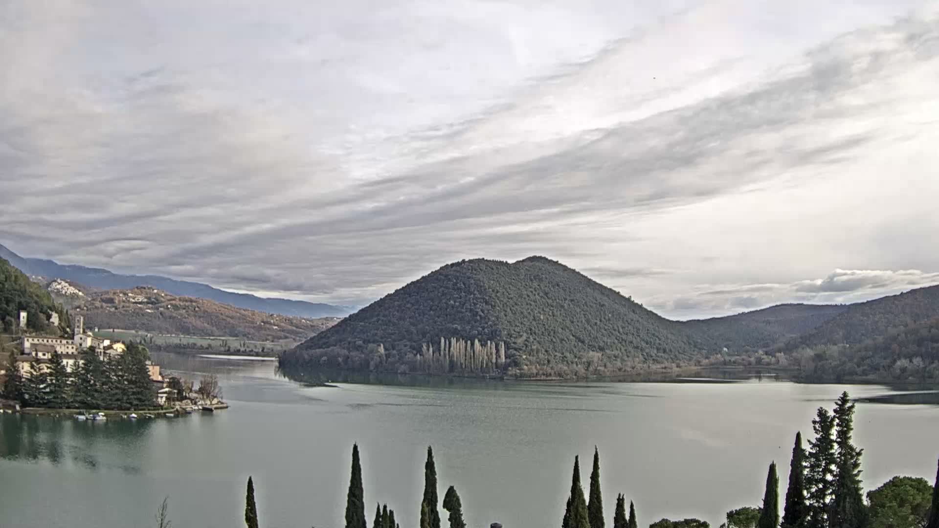 Lago di Piediluco Lake Live Cam - Terni, Umbria, Italy