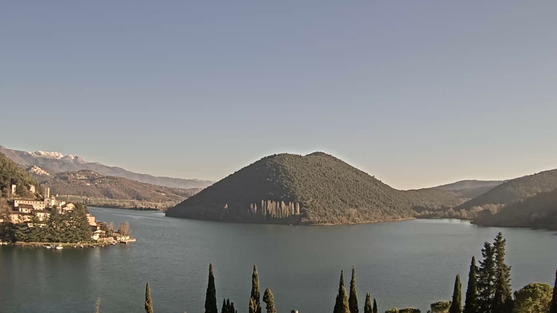 Lago di Piediluco Lake Live Cam - Terni, Umbria, Italy