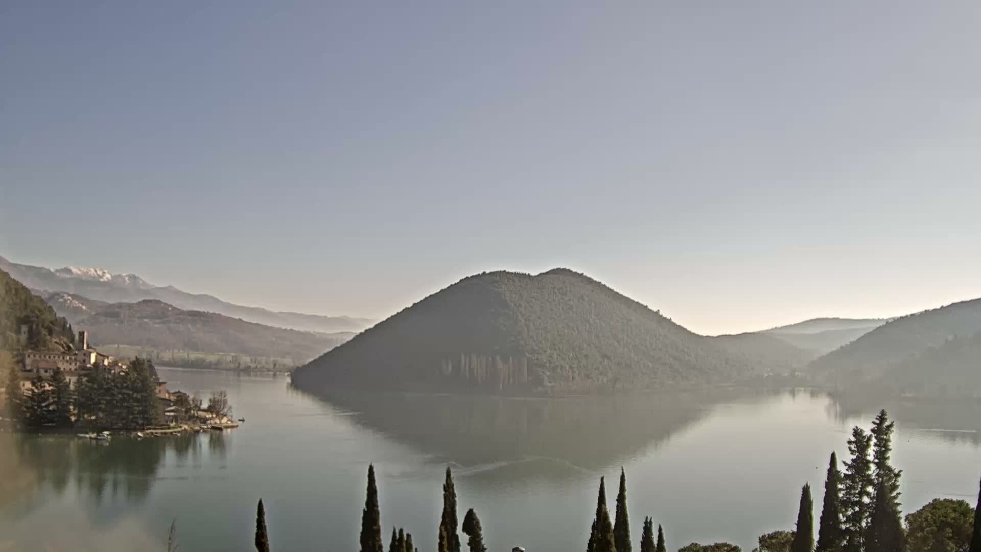 Lago di Piediluco Lake Live Cam - Terni, Umbria, Italy