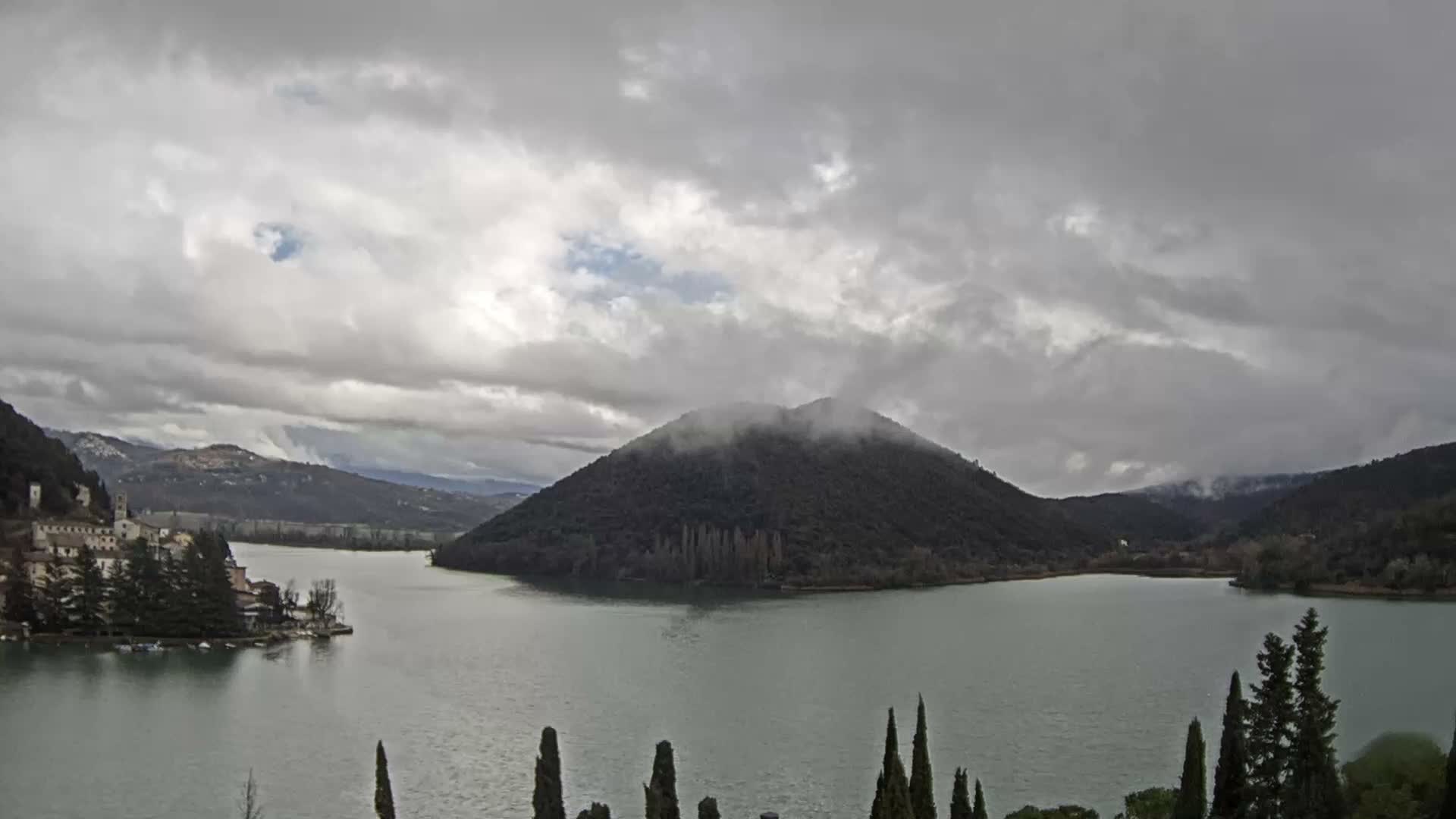 Lago di Piediluco Lake Live Cam - Terni, Umbria, Italy