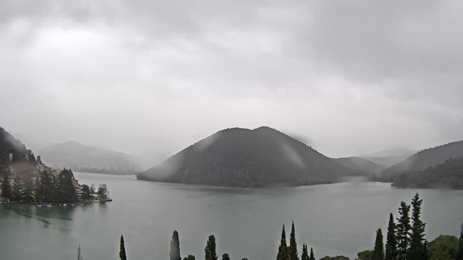 Lago di Piediluco Lake Live Cam - Terni, Umbria, Italy