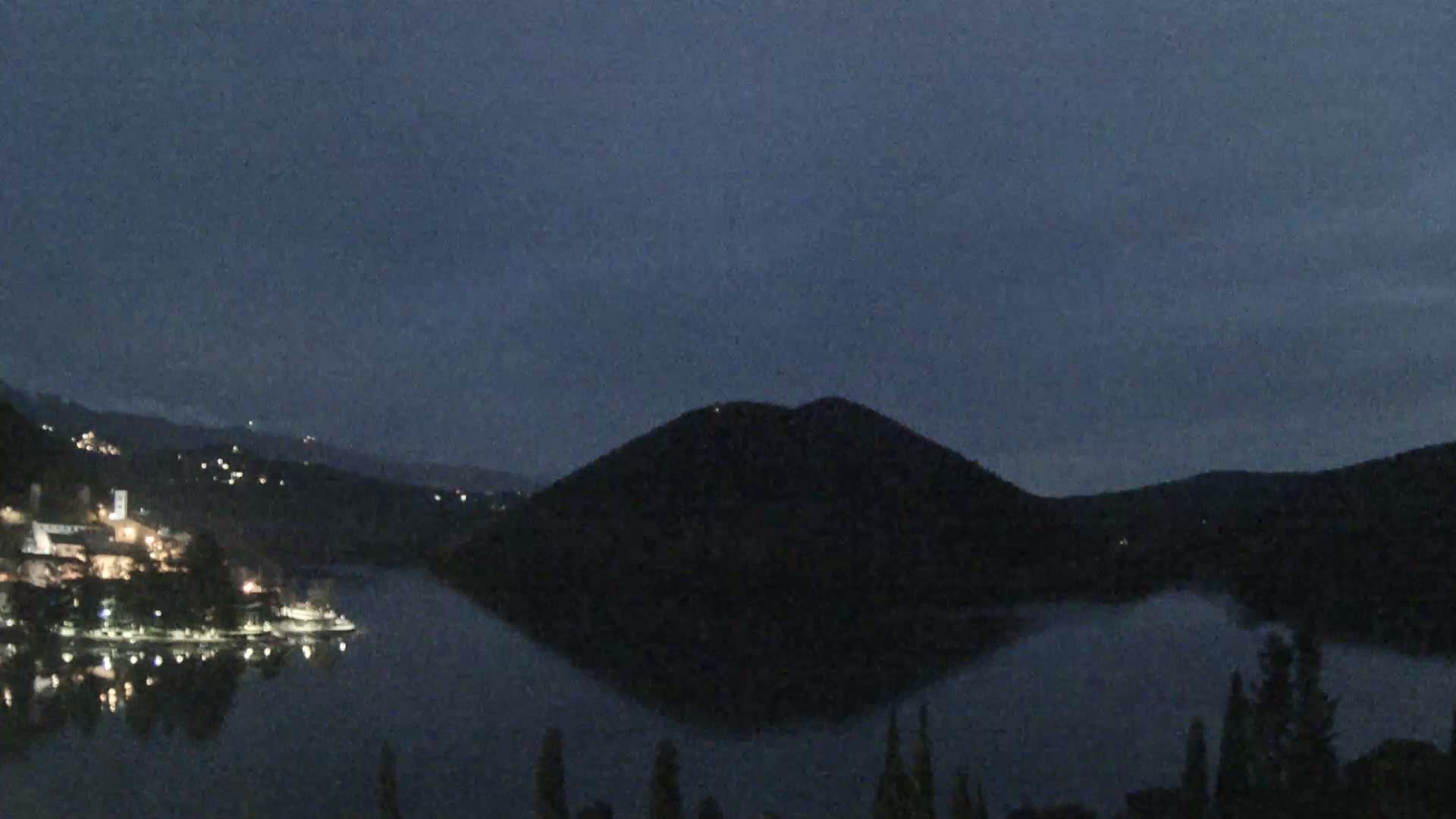 Lago di Piediluco Lake Live Cam - Terni, Umbria, Italy